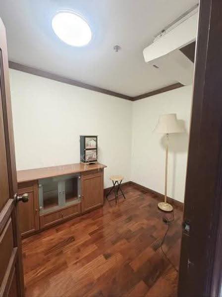 Asoke Place, Bangkok, Asok Montri Rd, Khlongtoei Nua, Watthana, Bangkok, 2 Bedrooms, 80 sqm, Condo For Sale, by Korn Thiptharat, 500541414 - DDproperty.com