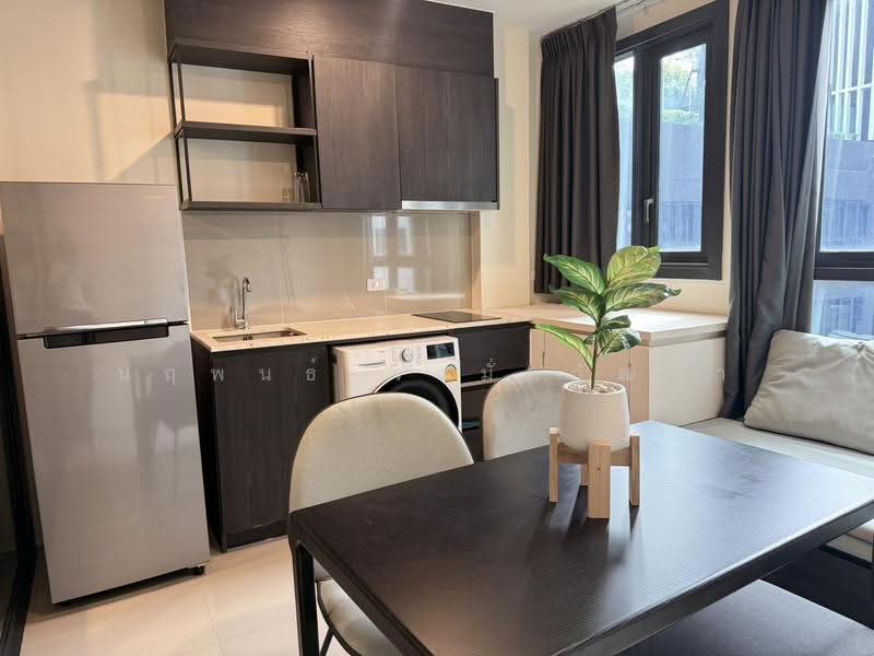 XT Huaikhwang, Bangkok, 244 Ratchadaphisek Road, Huai Khwang, Bangkok, 1 Bedroom, 30 sqm, Condo For Sale, by Narupon Jongmanwattana, 500541474 - DDproperty.com