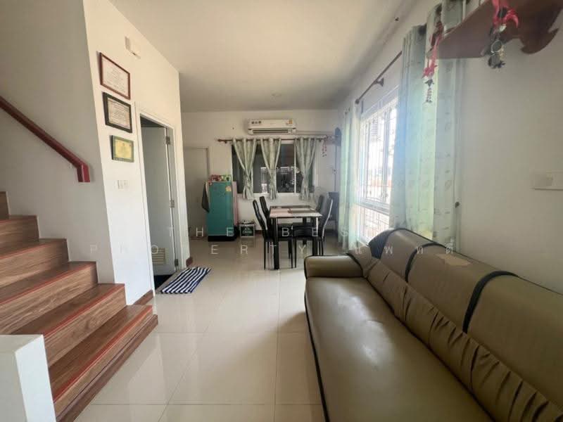 ฟลอร่าวิลล์ ฉลองกรุง61 (Flora Ville Chalong Krung61), Bangkok, Lam Pla Tiew, Lat Krabang, Bangkok, 3 Bedrooms, 100 sqm, Townhouse For Sale, by The Best Property แพทตี้, 500541556 - DDproperty.com