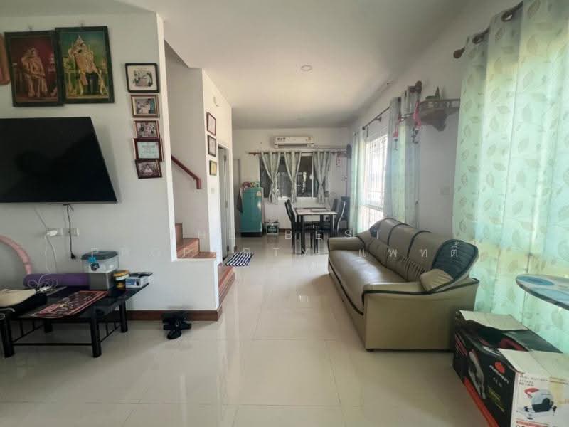 ฟลอร่าวิลล์ ฉลองกรุง61 (Flora Ville Chalong Krung61), Bangkok, Lam Pla Tiew, Lat Krabang, Bangkok, 3 Bedrooms, 100 sqm, Townhouse For Sale, by The Best Property แพทตี้, 500541556 - DDproperty.com