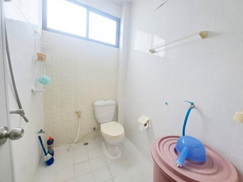 ทาวน์เฮ้าส์หนองปลิง นครสวรรค์, Nakhon Sawan, Nong Pling, Muang Nakhon Sawan, Nakhon Sawan, 3 Bedrooms, 100 sqm, Townhouse For Sale, by The Best Property เบ็นซ์, 500541564 - DDproperty.com