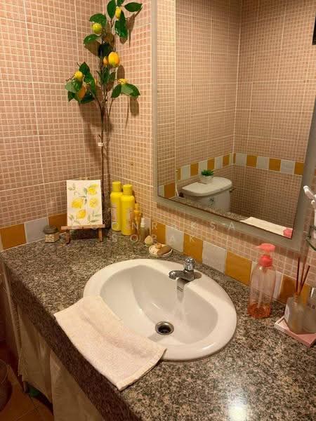 Lumpini Place Suanplu-Sathorn, Bangkok, 435-112 Suan Plu, Thung Maha Mek, Sathon, Bangkok, 2 Bedrooms, 60 sqm, Condo For Rent, by Boonraksa Sopak, 500541648 - DDproperty.com