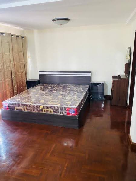 4-BR Townhouse, Bangkok, Khlong Tan Nua, Watthana, Bangkok, 4 Bedrooms, 445 sqm, Townhouse For Rent, by Boonraksa Sopak, 500541686 - DDproperty.com