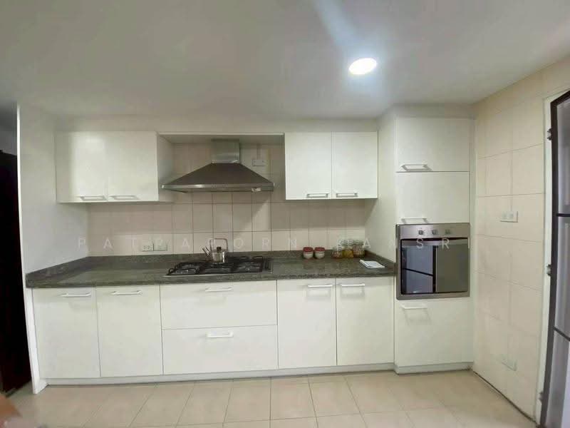 Sethiwan Mansion Sukhumvit 49, Bangkok, Soi Sukhumvit 49, Khlong Tan Nua, Watthana, Bangkok, 4 Bedrooms, 300 sqm, Apartment For Rent, by Patraporn Kansri, 500541797 - DDproperty.com