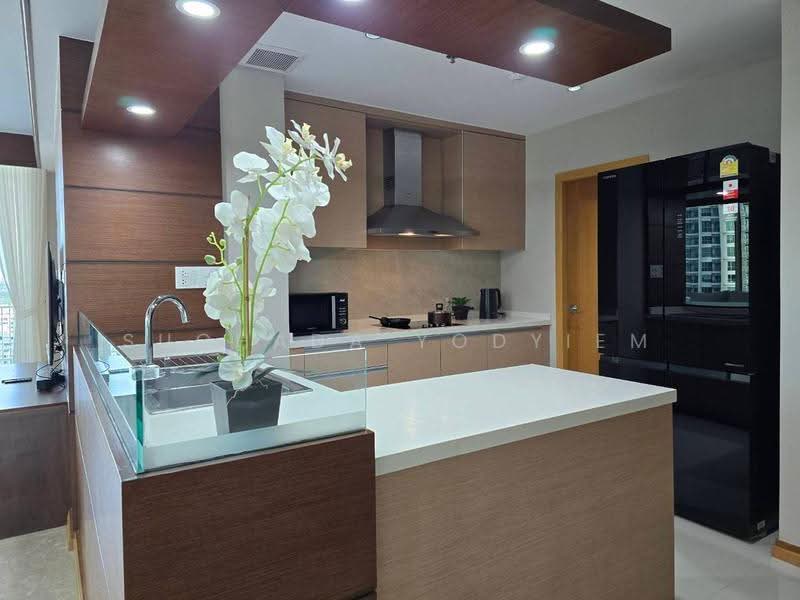 The Empire Place, Bangkok, 88 Narathiwatratchanakharin Road, Thung Maha Mek, Sathon, Bangkok, 3 Bedrooms, 157 sqm, Condo For Sale, by Suchada Yodyiem, 500541820 - DDproperty.com