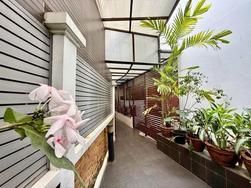 Baan Sasida, Bangkok, 19/1 Sukhumvit, Khong Tan, Khlong Toei, Bangkok, 10+ Bedrooms, 1,240 sqm, Apartment For Sale, by Suchada Yodyiem, 500541899 - DDproperty.com
