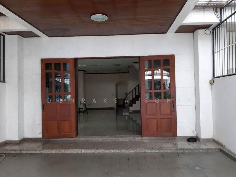 undefined, Bangkok, Chong Nonsi, Yan Nawa, Bangkok, 2 Bedrooms, 228 sqm, Villa For Rent, by Boonraksa Sopak, 500541958 - DDproperty.com
