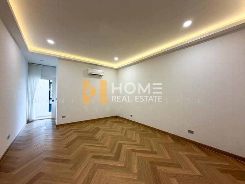 Khlongtan Nivet, Bangkok, 20 Soi Pridi Banomyong 42, Khlong Tan Nua, Watthana, Bangkok, 3 Bedrooms, 192 sqm, Townhouse For Rent, by HOME Real Estate Service, 500541996 - DDproperty.com