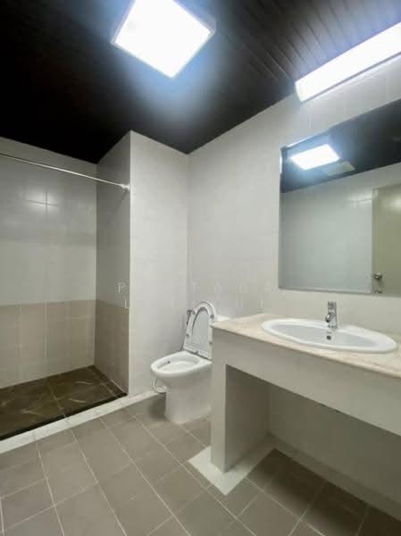 Modern Home Tower : โมเดิร์น โฮม ทาวเวอร์, กรุงเทพ, 99 ซอยร่วมมิตร, ช่องนนทรี, ยานนาวา, กรุงเทพ, 100 ตร.ม., คอนโด ให้เช่า, โดย Pattada Letikul, 500542008 - DDproperty.com