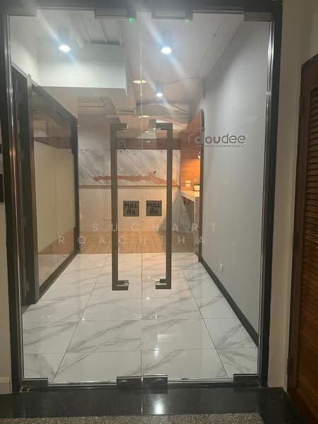 ให้เช่าพื้นที่สำนักงาน ขนาด 313.61 ตารางเมตร สุขุมวิท 19, กรุงเทพ, Sukhumvit, คลองเตยเหนือ, วัฒนา, กรุงเทพ, 314 ตร.ม., Office Space ให้เช่า, โดย Suchart Roachthavilit, 500542046 - DDproperty.com