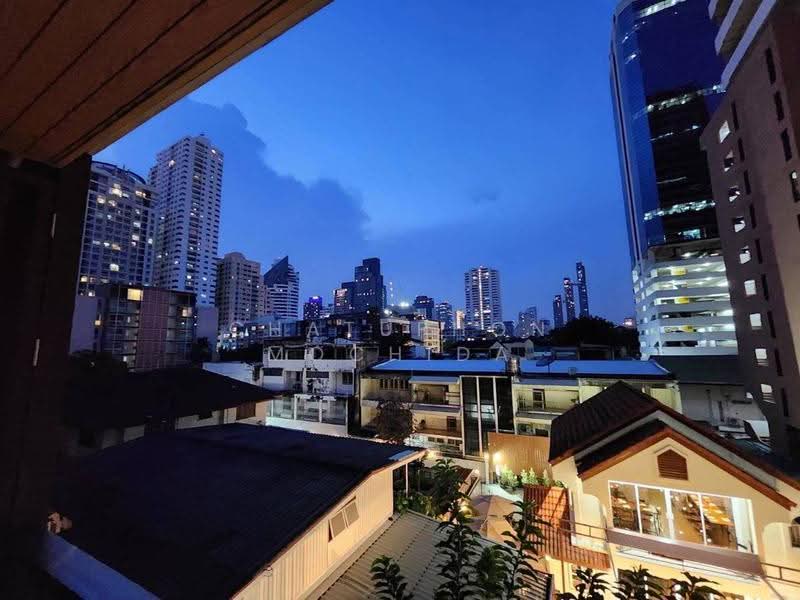 The Address Sukhumvit 61, Bangkok, 22 Soi Sukhumvit 61 Sukhumvit Road, Khlong Tan Nua, Watthana, Bangkok, 2 Bedrooms, 66 sqm, Condo For Rent, by Chatuphon Mochida, 500542093 - DDproperty.com