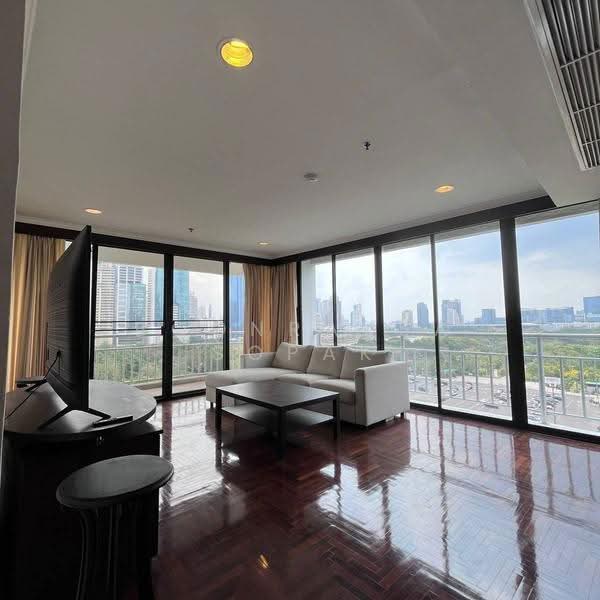 Lake Green, Bangkok, 199 Sukhumvit Soi 8, Khlong Toei, Bangkok, 2 Bedrooms, 127 sqm, Condo For Rent, by Boonraksa Sopak, 500542185 - DDproperty.com
