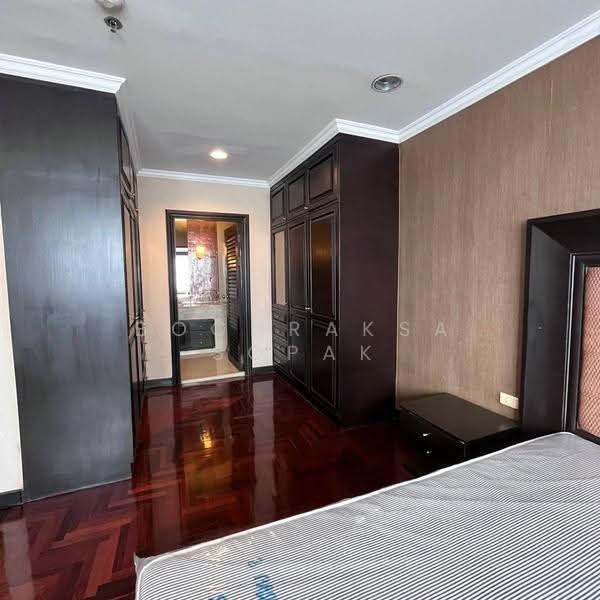 Lake Green, Bangkok, 199 Sukhumvit Soi 8, Khlong Toei, Bangkok, 2 Bedrooms, 127 sqm, Condo For Rent, by Boonraksa Sopak, 500542185 - DDproperty.com