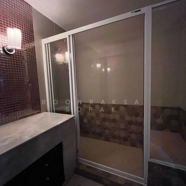 Lake Green, Bangkok, 199 Sukhumvit Soi 8, Khlong Toei, Bangkok, 2 Bedrooms, 127 sqm, Condo For Rent, by Boonraksa Sopak, 500542185 - DDproperty.com