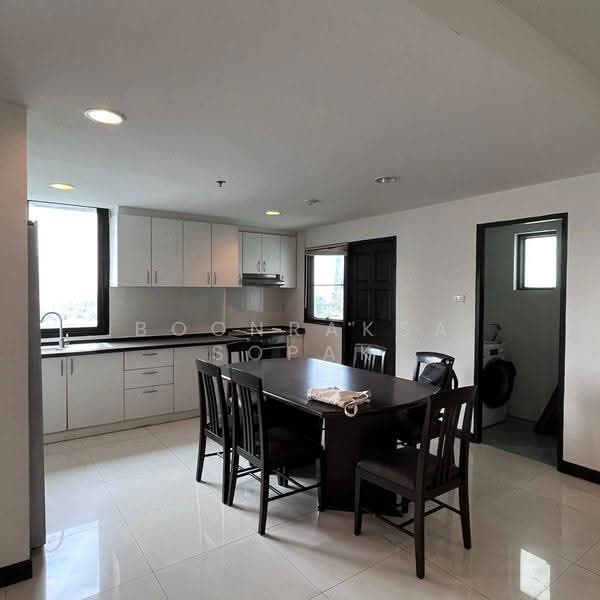 Lake Green, Bangkok, 199 Sukhumvit Soi 8, Khlong Toei, Bangkok, 2 Bedrooms, 127 sqm, Condo For Rent, by Boonraksa Sopak, 500542185 - DDproperty.com
