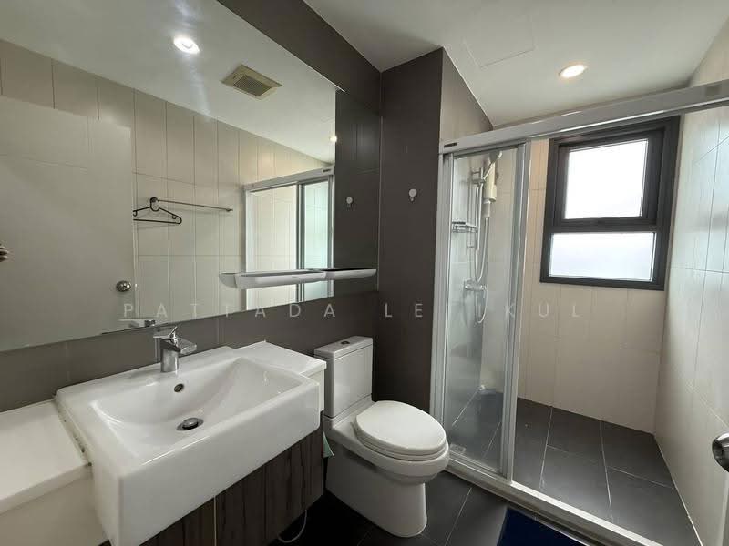 Centric Ratchada-Huai Khwang, Bangkok, Ratchadapisek Road, Huai Khwang, Bangkok, 2 Bedrooms, 55 sqm, Condo For Rent, by Pattada Letikul, 500542269 - DDproperty.com