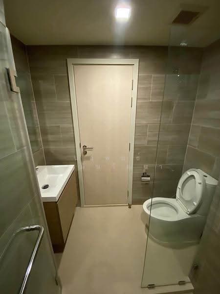 Maestro 03 Ratchada-Rama 9, Bangkok, Soi Ratchadaphisek 3 Ratchadaphisek Road, Din Daeng, Bangkok, 1 Bedroom, 30 sqm, Condo For Sale, by Narupon Jongmanwattana, 500542301 - DDproperty.com