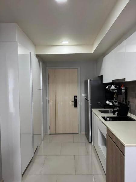 Maestro 03 Ratchada-Rama 9, Bangkok, Soi Ratchadaphisek 3 Ratchadaphisek Road, Din Daeng, Bangkok, 1 Bedroom, 30 sqm, Condo For Sale, by Narupon Jongmanwattana, 500542301 - DDproperty.com