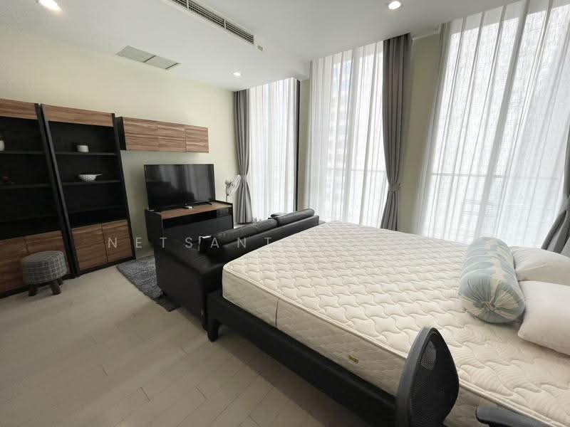 Noble Ploenchit, Bangkok, 1035 Ploenchit Road, Lumphini, Pathum Wan, Bangkok, 1 Bedroom, 45 sqm, Condo For Rent, by Netsanthiah Ai, 500542330 - DDproperty.com