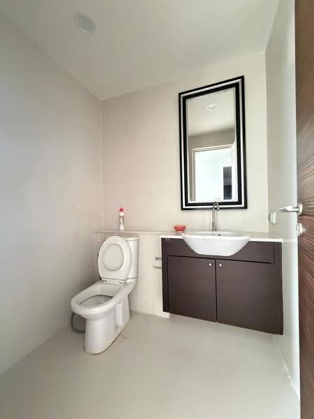 Watermark Chaophraya, Bangkok, Soi Charoennakorn 39-41, Charoennakorn Road, Bang Lam Phu Lang, Khlong San, Bangkok, 4 Bedrooms, 165 sqm, Condo For Sale, by Pattada Letikul, 500542332 - DDproperty.com