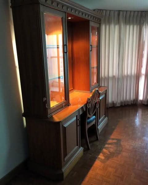 Sukhumvit Suite, Bangkok, 19 Soi Sukhumvit 13, Khlongtoei Nua, Watthana, Bangkok, 1 Bedroom, 75 sqm, Condo For Sale, by Pattada Letikul, 500542356 - DDproperty.com