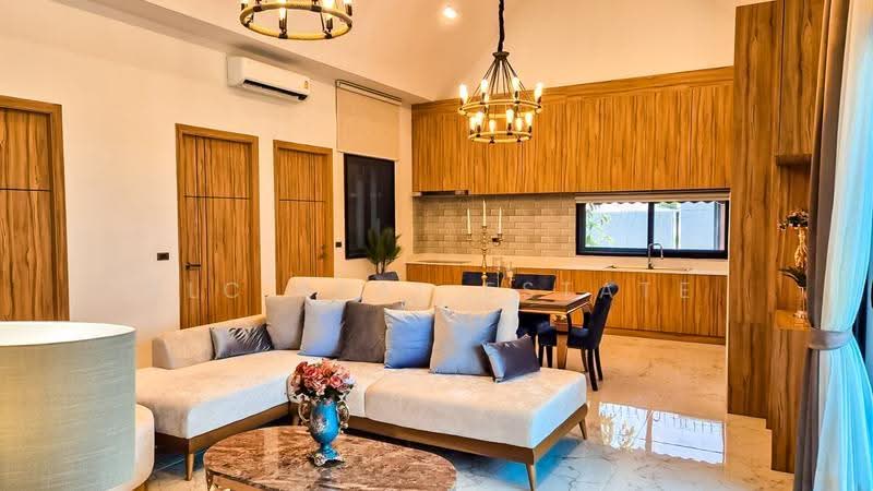 5 Bedroom Pool Villa for Sale Thung Klom Tan Man, East Pattaya, chon-buri, Nong Pru, Bang Lamung (Pattaya), Chon Buri (Pattaya), 5 Bedrooms, 380 sqm, Villa For Sale, by PLC real estate, 500542389 - DDproperty.com