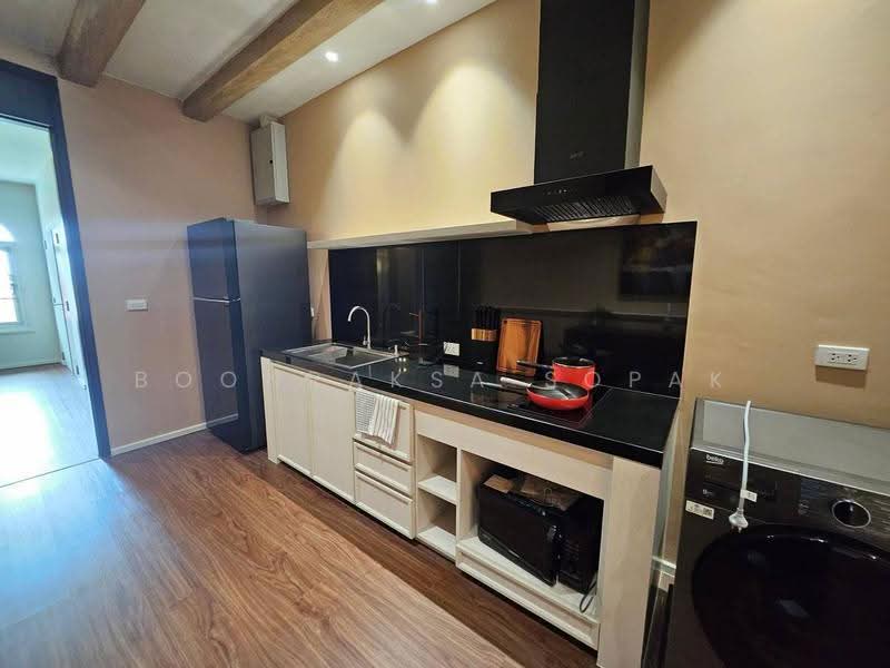 Lakeview Residences, Bangkok, Soi Sukhumvit 12, Khlong Toei, Bangkok, 2 Bedrooms, 71 sqm, Apartment For Rent, by Boonraksa Sopak, 500542391 - DDproperty.com