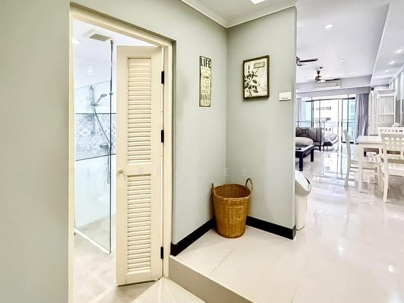 Jomtien Complex Condotel, Chon Buri (Pattaya), 414 Thappraya Road, Nong Pru, Bang Lamung (Pattaya), Chon Buri (Pattaya), 1 Bedroom, 67 sqm, Condo For Sale, by PLC real estate, 500542477 - DDproperty.com