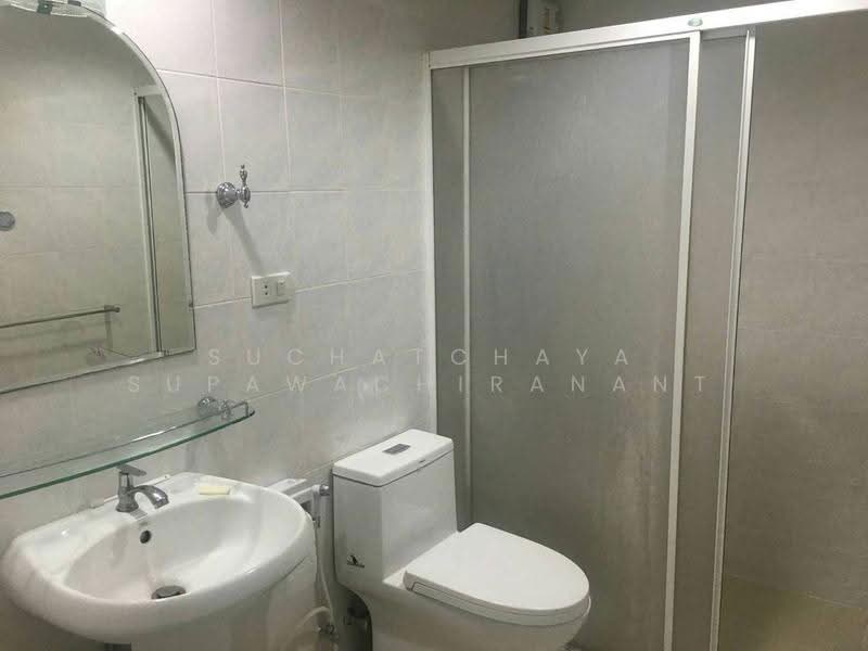 Royal Castle Sukhumvit, Bangkok, 30 Soi Sukhumvit 39, Khlongtoei Nua, Watthana, Bangkok, 3 Bedrooms, 160 sqm, Condo For Rent, by Suchatchaya Supawachiranant, 500542548 - DDproperty.com