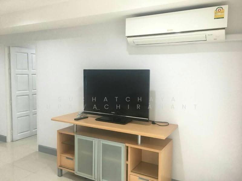Royal Castle Sukhumvit, Bangkok, 30 Soi Sukhumvit 39, Khlongtoei Nua, Watthana, Bangkok, 3 Bedrooms, 160 sqm, Condo For Rent, by Suchatchaya Supawachiranant, 500542548 - DDproperty.com