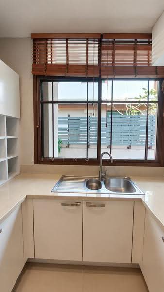 Baan Sansiri Sukhumvit 67, Bangkok, 32 Soi Sukhumvit 67, Phra Kanong Nua, Watthana, Bangkok, 4 Bedrooms, 394 sqm, Single Detached House For Sale, by THE LIVING HUB, 500542576 - DDproperty.com