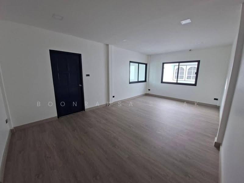 บ้าน 4-ห้องนอน, กรุงเทพ, บางจาก, พระโขนง, กรุงเทพ, 200 ตร.ม., บ้านเดี่ยว ให้เช่า, โดย Boonraksa Sopak, 500542615 - DDproperty.com