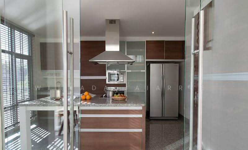 Seven Place Residences, Bangkok, 988 Sukhumvit 71 Road, Khlong Tan Nua, Watthana, Bangkok, 2 Bedrooms, 208 sqm, Apartment For Rent, by Withada Jaiarree, 500542641 - DDproperty.com