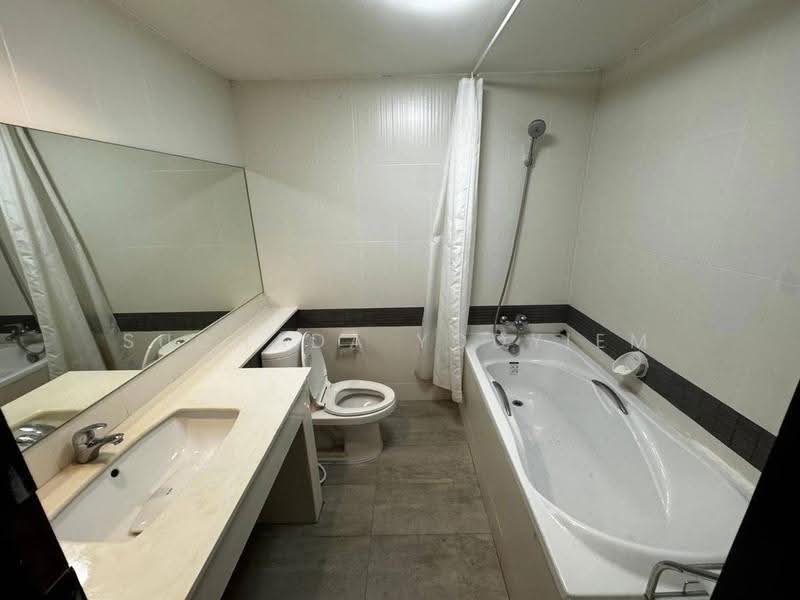 Le Cosi Ekamai 28, Bangkok, Sukhumvit, Khlong Tan Nua, Watthana, Bangkok, 3 Bedrooms, 144 sqm, Condo For Sale, by Suchada Yodyiem, 500542695 - DDproperty.com