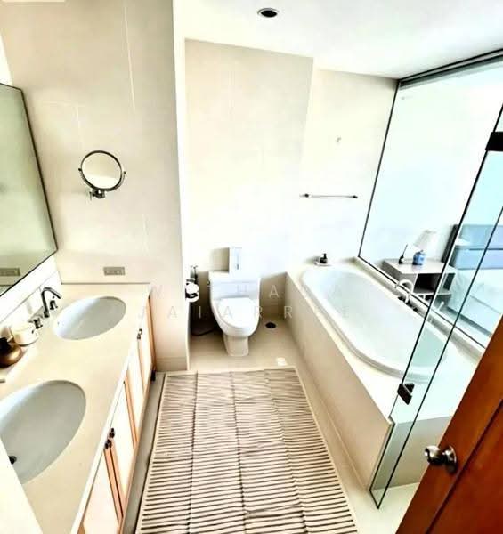 The Emporio Place, Bangkok, 93 Soi Sukhumvit 24, Sukhumvit Road, Khong Tan, Khlong Toei, Bangkok, 2 Bedrooms, 135 sqm, Condo For Sale, by Withada Jaiarree, 500542733 - DDproperty.com