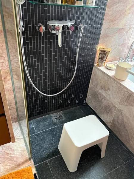 Hansar Rajdamri, Bangkok, 3-250 Soi Mahatlek Luang 2, Lumphini, Pathum Wan, Bangkok, 2 Bedrooms, 106 sqm, Condo For Sale, by Withada Jaiarree, 500542797 - DDproperty.com