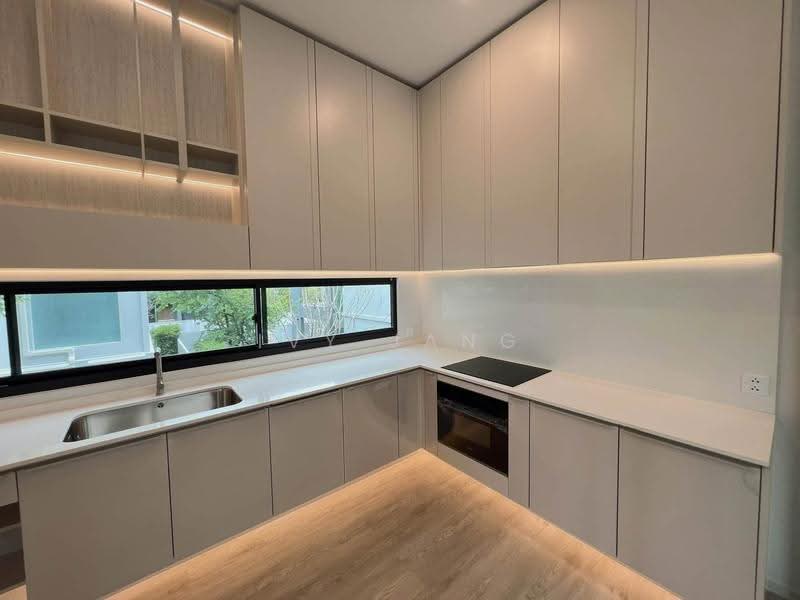 VIVE Krungthep Kreetha, Bangkok, Krungthep Kreetha Road, Saphan Sung, Bangkok, 4 Bedrooms, 421 sqm, Single Detached House For Rent, by Ivy Jang, 500542810 - DDproperty.com