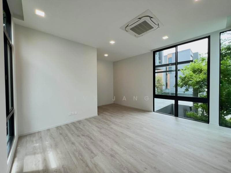VIVE Krungthep Kreetha, Bangkok, Krungthep Kreetha Road, Saphan Sung, Bangkok, 4 Bedrooms, 421 sqm, Single Detached House For Rent, by Ivy Jang, 500542810 - DDproperty.com