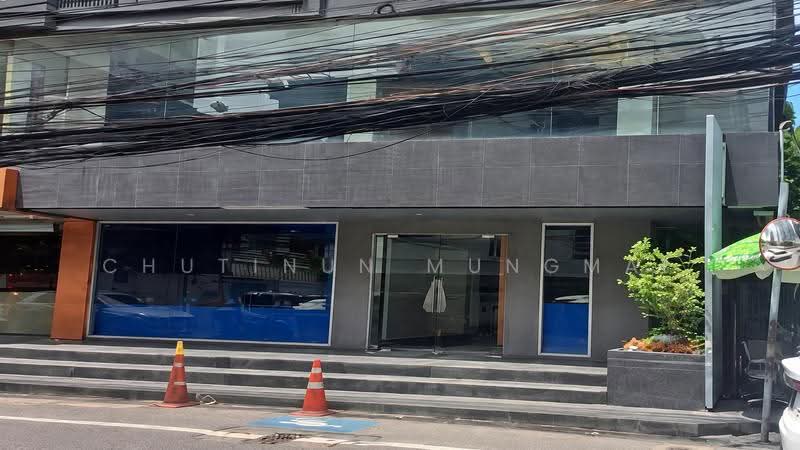 Thonglor Retail Space for Rent near Samitivej Hospital 2 Storeys, Bangkok, ทองหล่อ 13, Khlong Tan Nua, Watthana, Bangkok, , 232 sqm, Shophouse For Rent, by Chutinun Mungmai, 500543077 - DDproperty.com