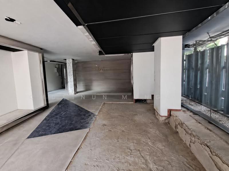 Thonglor Retail Space for Rent near Samitivej Hospital 2 Storeys, Bangkok, ทองหล่อ 13, Khlong Tan Nua, Watthana, Bangkok, , 232 sqm, Shophouse For Rent, by Chutinun Mungmai, 500543077 - DDproperty.com