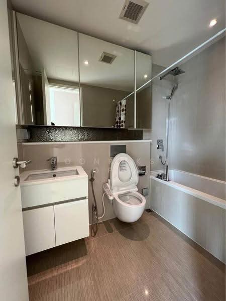 H Sukhumvit 43, Bangkok, 28 Sukhumvit 34 Road, Khlong Tan Nua, Watthana, Bangkok, 2 Bedrooms, 62 sqm, Condo For Rent, by Boonraksa Sopak, 500543161 - DDproperty.com