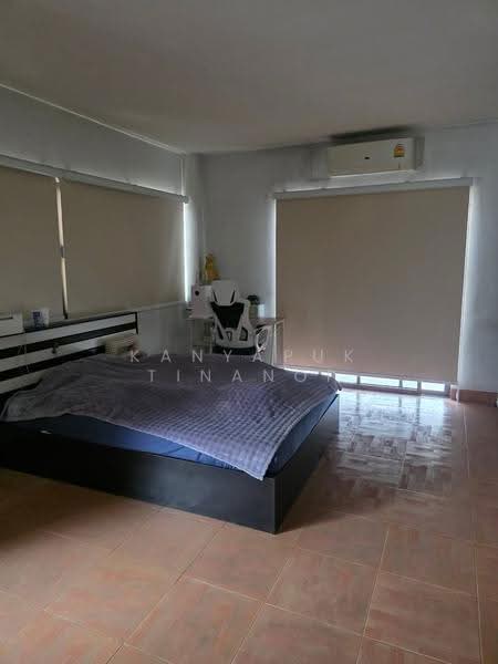 3-BR House, Bangkok, Khlong Chan, Bang Kapi, Bangkok, 3 Bedrooms, 248 sqm, Single Detached House For Sale, by Kanyapuk Tinanop, 500543196 - DDproperty.com