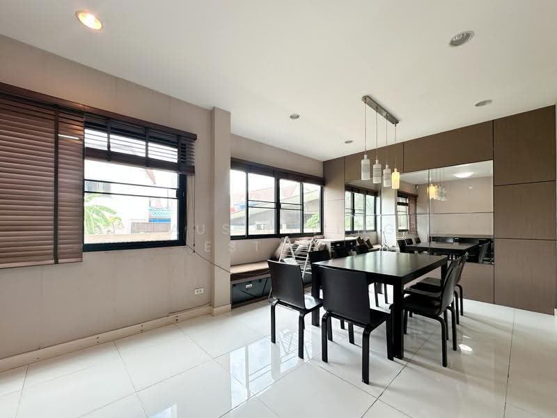 House Sanambin Nam Soi Thaiyanon 3, Nonthaburi, Tha-Sai, Muang Nonthaburi, Nonthaburi, 4 Bedrooms, 200 sqm, Single Detached House For Sale, by Haus Living Estate, 500543290 - DDproperty.com