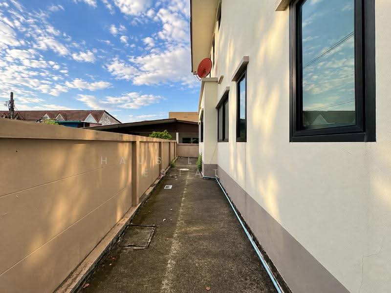 House Sanambin Nam Soi Thaiyanon 3, Nonthaburi, Tha-Sai, Muang Nonthaburi, Nonthaburi, 4 Bedrooms, 200 sqm, Single Detached House For Sale, by Haus Living Estate, 500543290 - DDproperty.com