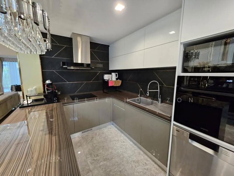 GLAM by AssetWise, Bangkok, Lat Phrao, Bangkok, 3 Bedrooms, 385 sqm, Townhouse For Sale, by Eastblue Horizon, 500543394 - DDproperty.com