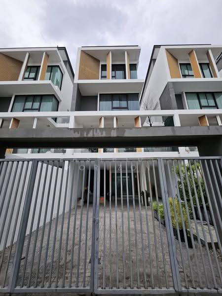 GLAM by AssetWise, Bangkok, Lat Phrao, Bangkok, 3 Bedrooms, 385 sqm, Townhouse For Sale, by Eastblue Horizon, 500543394 - DDproperty.com