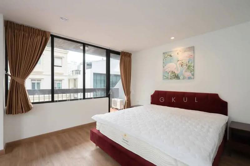 PSJ Penthouse, Bangkok, Soi Sukhumvit 6, Khlong Toei, Bangkok, 3 Bedrooms, 111 sqm, Apartment For Rent, by Napat Thamakulangkul, 500543471 - DDproperty.com