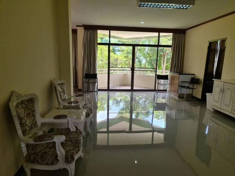 Bay View Resort, Chon Buri (Pattaya), Laem Chabang, Bang Lamung, Bang Lamung (Pattaya), Chon Buri (Pattaya), 3 Bedrooms, 263 sqm, Condo For Sale, by Achitaphop Klinpipat, 500543503 - DDproperty.com