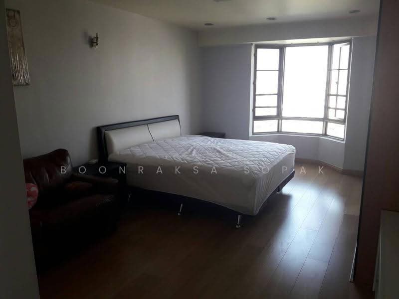Royal Castle Sukhumvit, Bangkok, 30 Soi Sukhumvit 39, Khlongtoei Nua, Watthana, Bangkok, 3 Bedrooms, 160 sqm, Condo For Rent, by Boonraksa Sopak, 500543531 - DDproperty.com