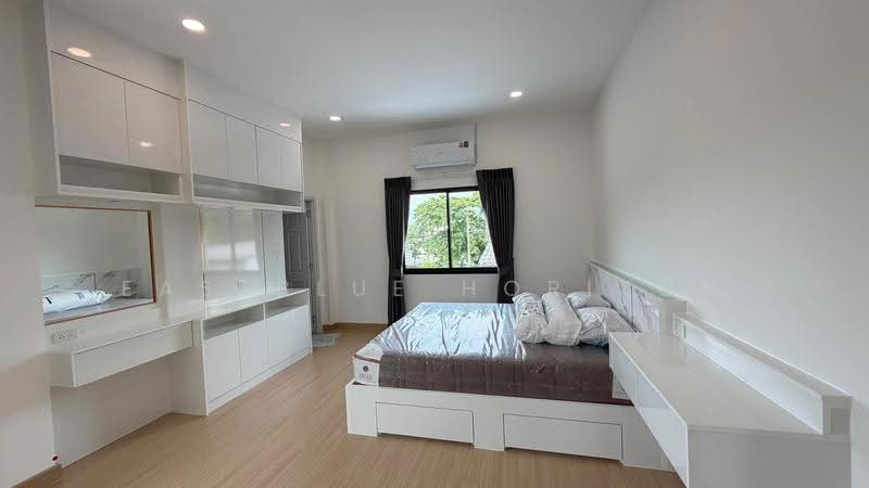 House Area Onnut, Bangkok, Suan Luang, Bangkok, 5 Bedrooms, 330 sqm, Single Detached House For Rent, by Eastblue Horizon, 500543575 - DDproperty.com
